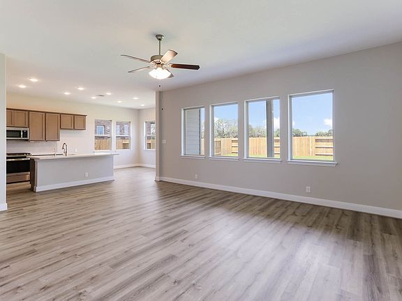 3rd image of 14930 Palmer Creek