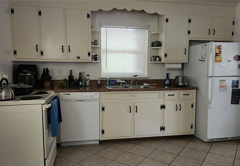 1st image of 97 Sherwood Dr