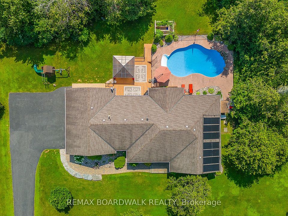 1st image of 14 Panandrick View Dr