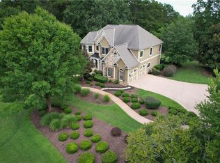 401 Grey Pebble Ct, Seneca, SC 29672