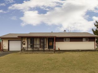 100 Clevenger Ave, Mount Sterling, OH 43143