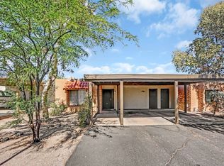 1832 S Skyview Pl, Tucson, AZ 85748