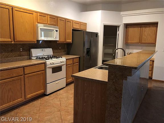 5th image of 8217 Fair Falls Ln