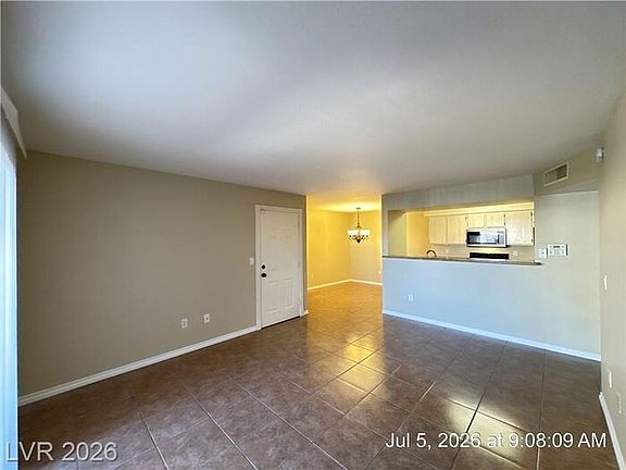 5th image of 1150 N Buffalo Dr APT 1090