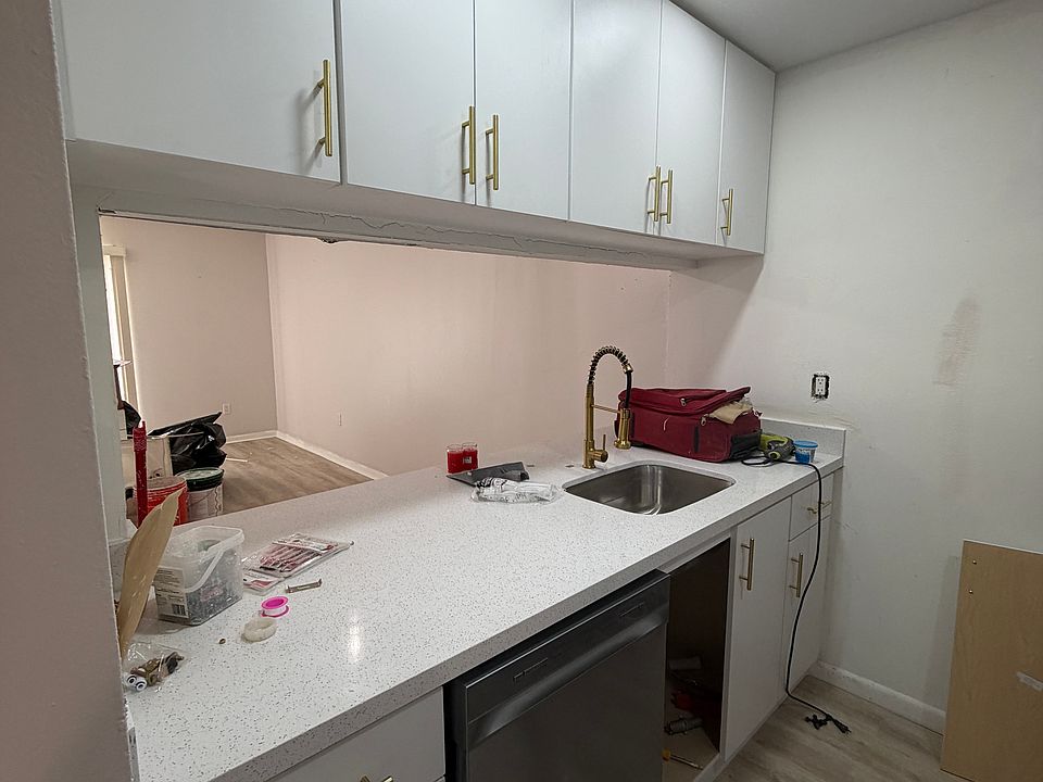 1st image of 260 NW 107th Ave APT 211