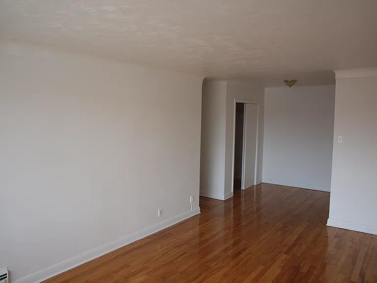 358 McArthur Ave — Photo 39