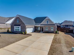 1286 Charleston Dr, Prattville, AL 36066