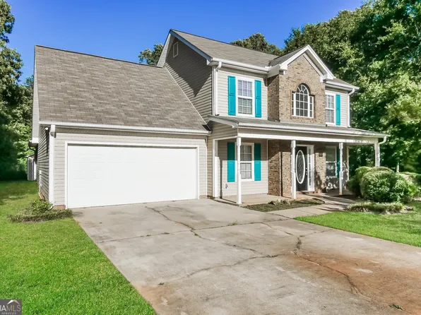 145 Dodgen Place Dr, Hampton, GA 30228