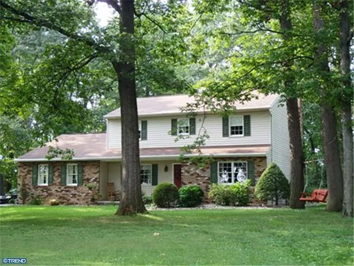 604 Stone Hill Rd photo 1