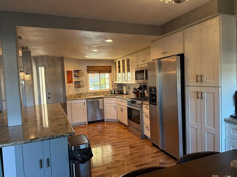 4817 Bella Pacific Row — Photo 19