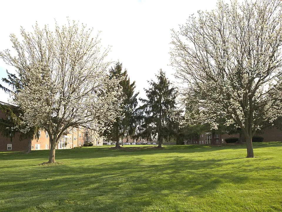 Peachgate Apartments