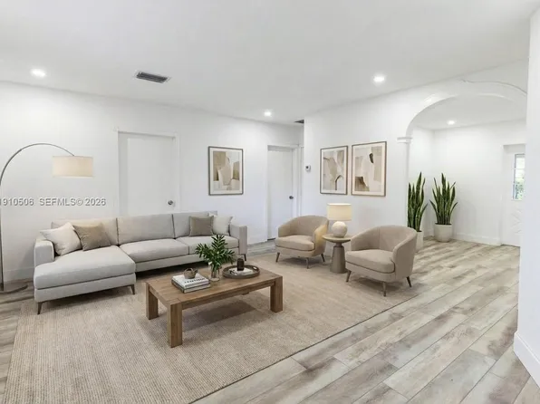 6440 SW 20th St, Miramar, FL 33023