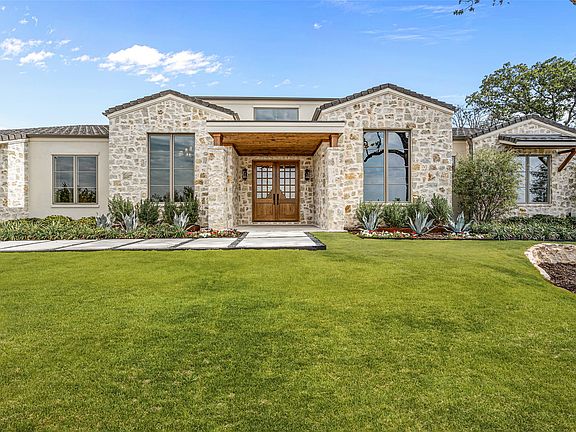 2nd image of 8041 Encanto Way