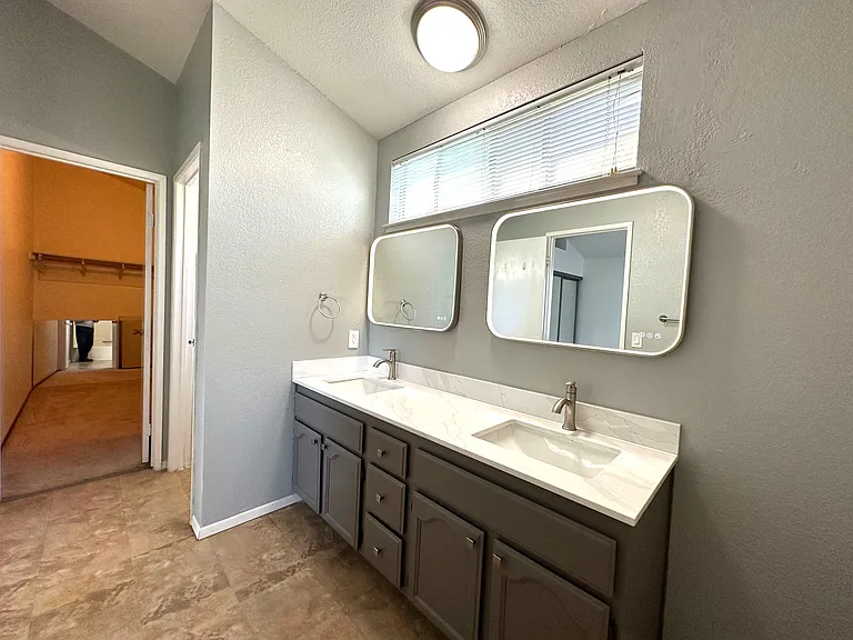 528 Fuchsia Dr — Photo 31