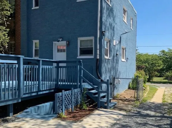 1821 Longfellow St, Hyattsville, MD 20782