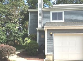 13 Rambling Meadows Ct, Tinton Falls, NJ 07724