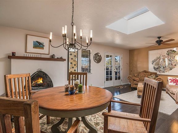 3rd image of 2354 Santa Barbara Dr