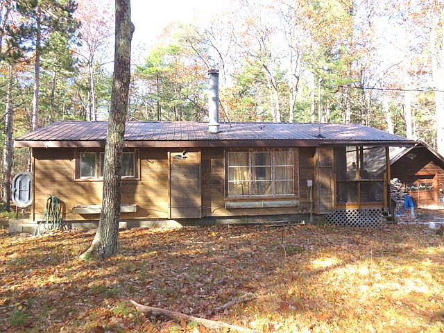 2nd image of 39 Dogwood St