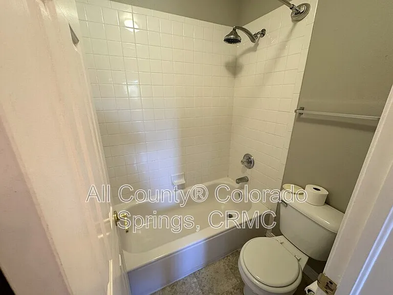 19120 Pinon Park Rd — Photo 19