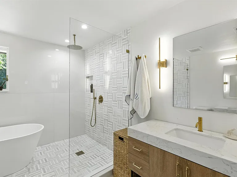2403 Gateshead Cir — Photo 12