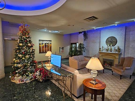 2nd image of 515 Riverside Dr W #1303
