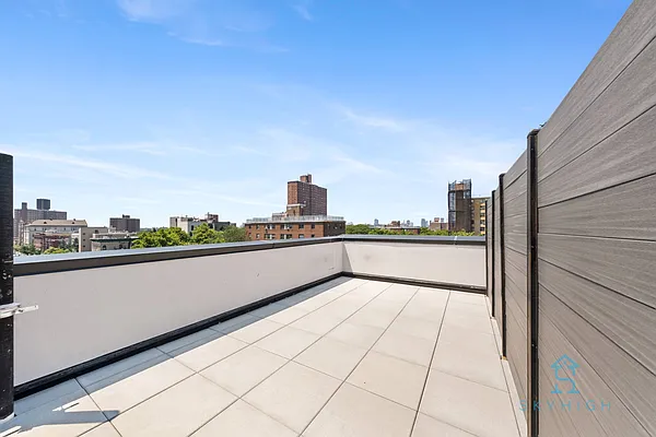 Rented by Skyhigh Realty NYC LLC | media 41