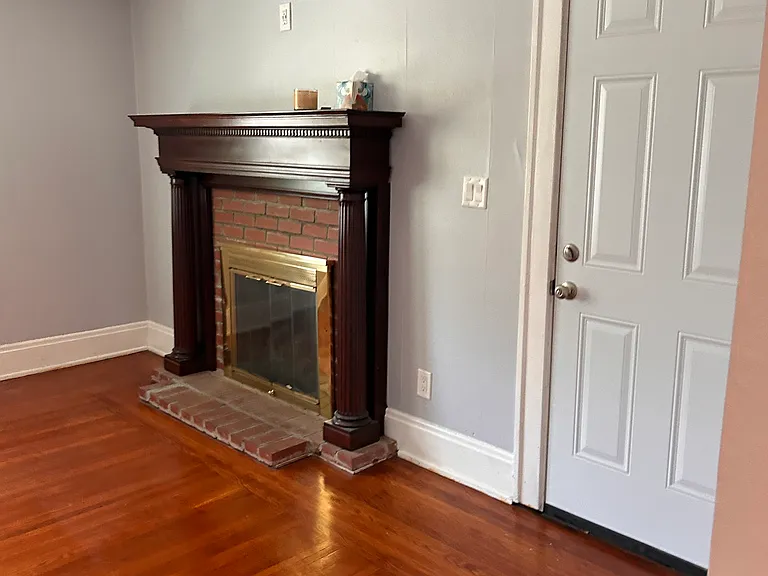 Dalewood Pl — Photo 15