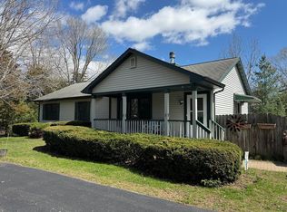 10293 Getz Rd, Mount Carroll, IL