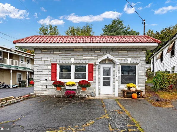 164 E Main St, Adamstown, PA 19501