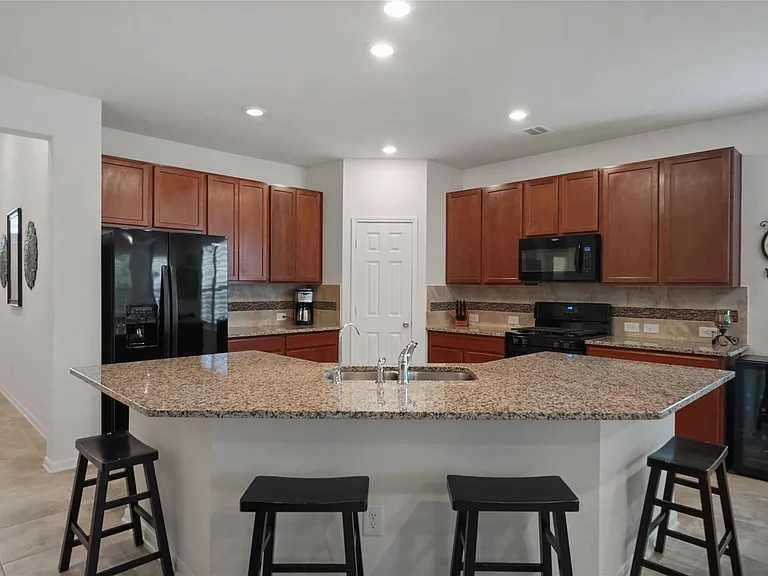 10003 Cimarron Canyon Ln — Photo 9