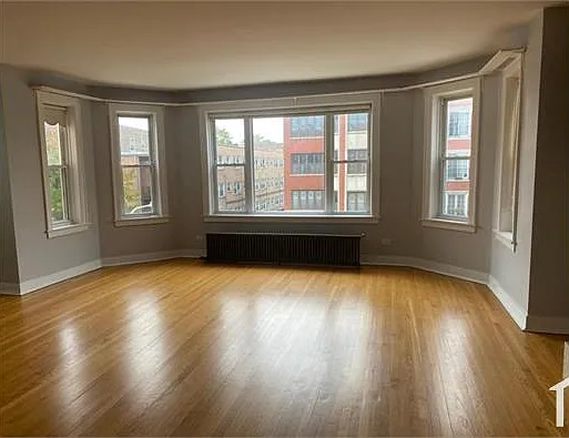 6825 S Crandon Ave #2 — Photo 1