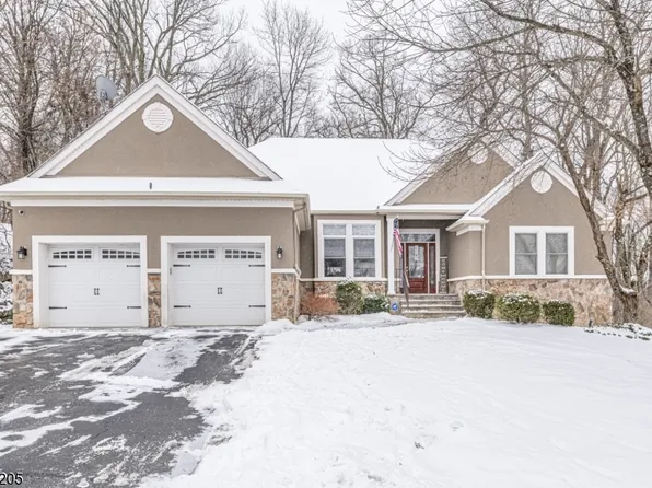 27 Bracken Hill Rd, Hardyston Twp., NJ 07419