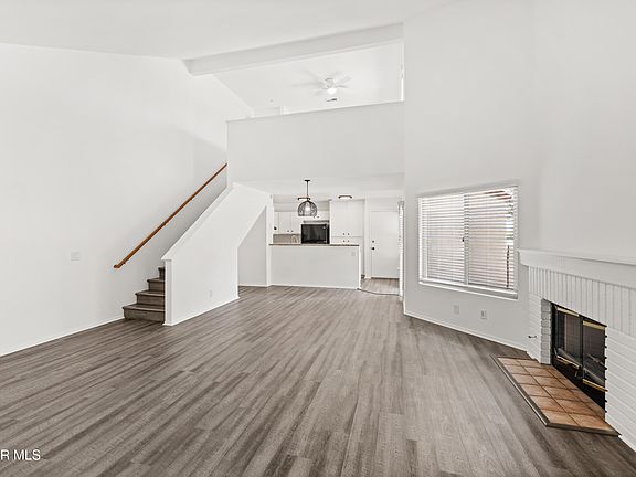 4th image of 951 Via Colinas