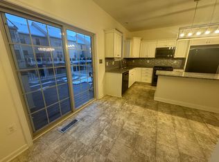 42631 Lisburn Chase Ter, Chantilly, VA 20152