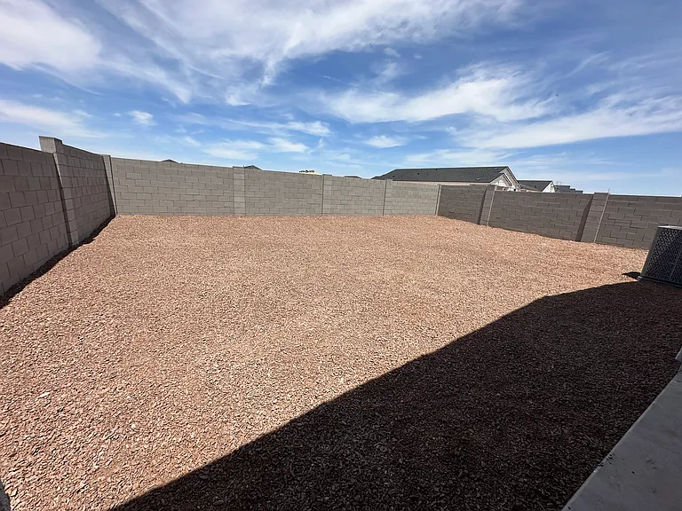 5514 E Rock Bush Ln — Photo 20