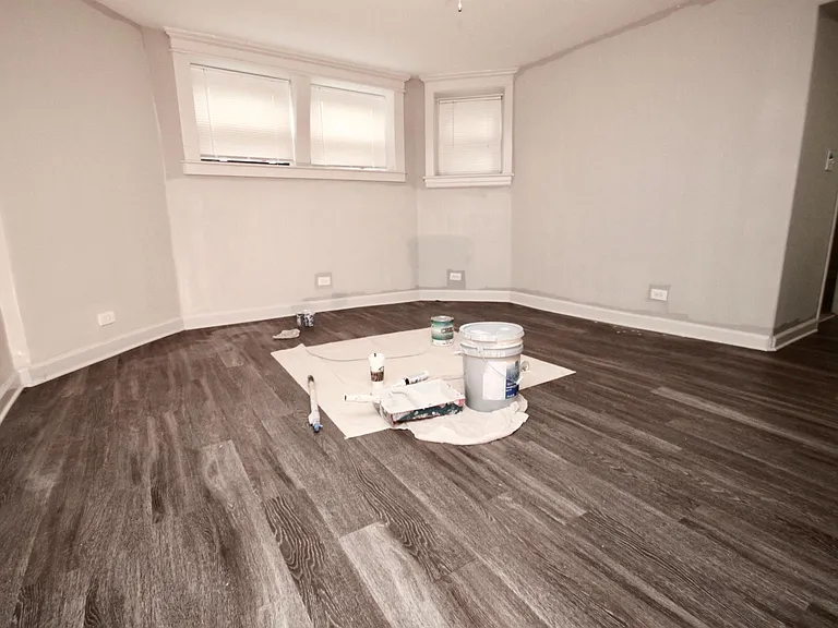 2801 W Logan Blvd #G — Photo 22