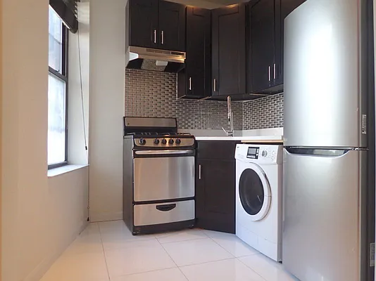 Rented by Bohemia Realty Group | media 13