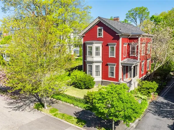 12 Humboldt Ave, Providence, RI 02906