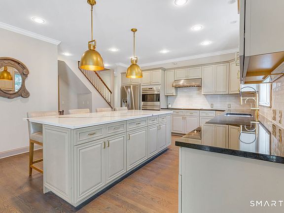 4th image of 76 High Hill Circle