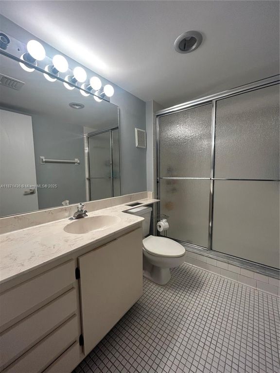 3993 Cypress Reach Ct APT 303, photo 6