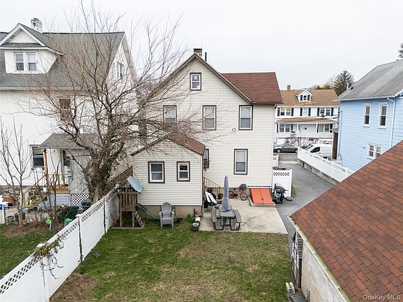 2nd image of 322 Olivia Street
