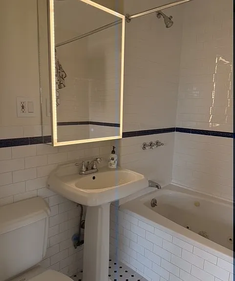 186 Monitor St #2 — Photo 7