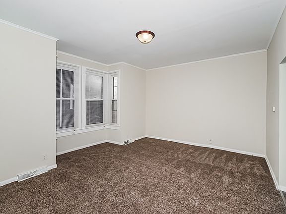 2nd image of 868 Palace Ave