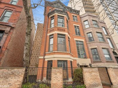 1526 N La Salle Dr APT 3E, Chicago, IL, 60610