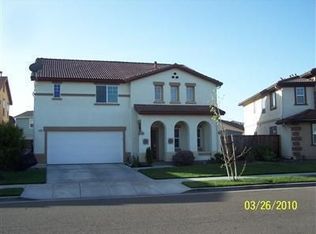 2331 N Fallbrook Dr, Los Banos, CA