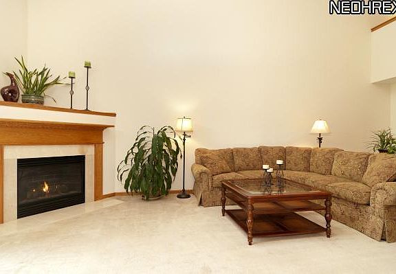 2nd image of 1430 Spyglass Hill Dr
