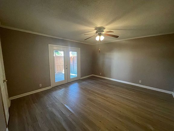 3rd image of 208 10th St APT 42