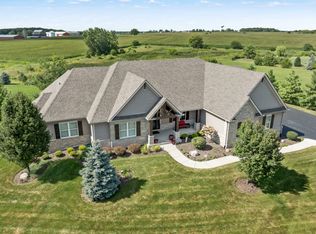 45W210 Timberview Ln, Hampshire, IL 60140