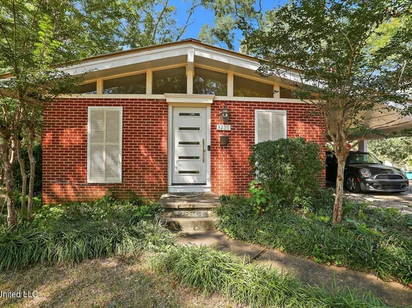 3205 Eastland Dr, Pearl, MS 39208