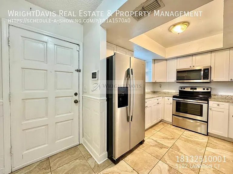 5102 Lawnton Ct — Photo 3